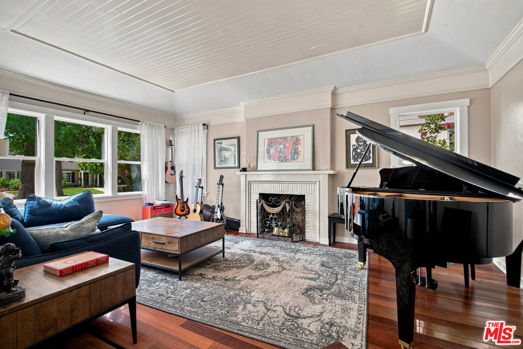 Property photo for 12123 Addison St, Los Angeles, CA