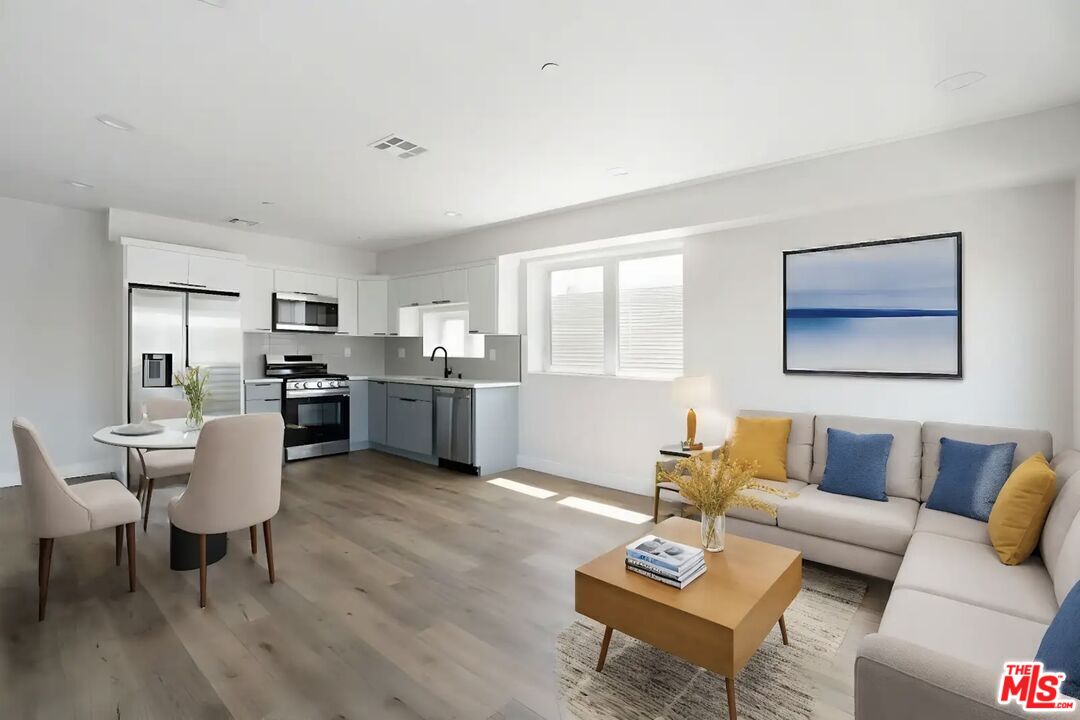 Property photo for 716 W 41st Pl, #1, Los Angeles, CA