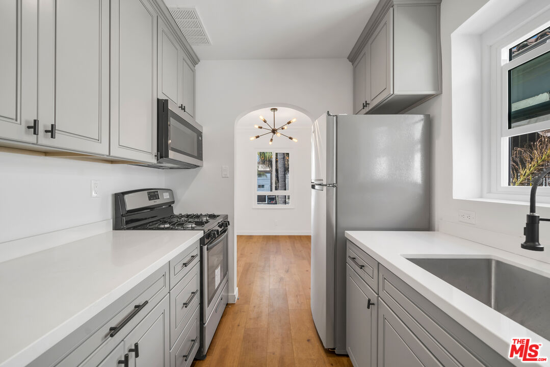 Property photo for 4014 W Adams Blvd, #A, Los Angeles, CA
