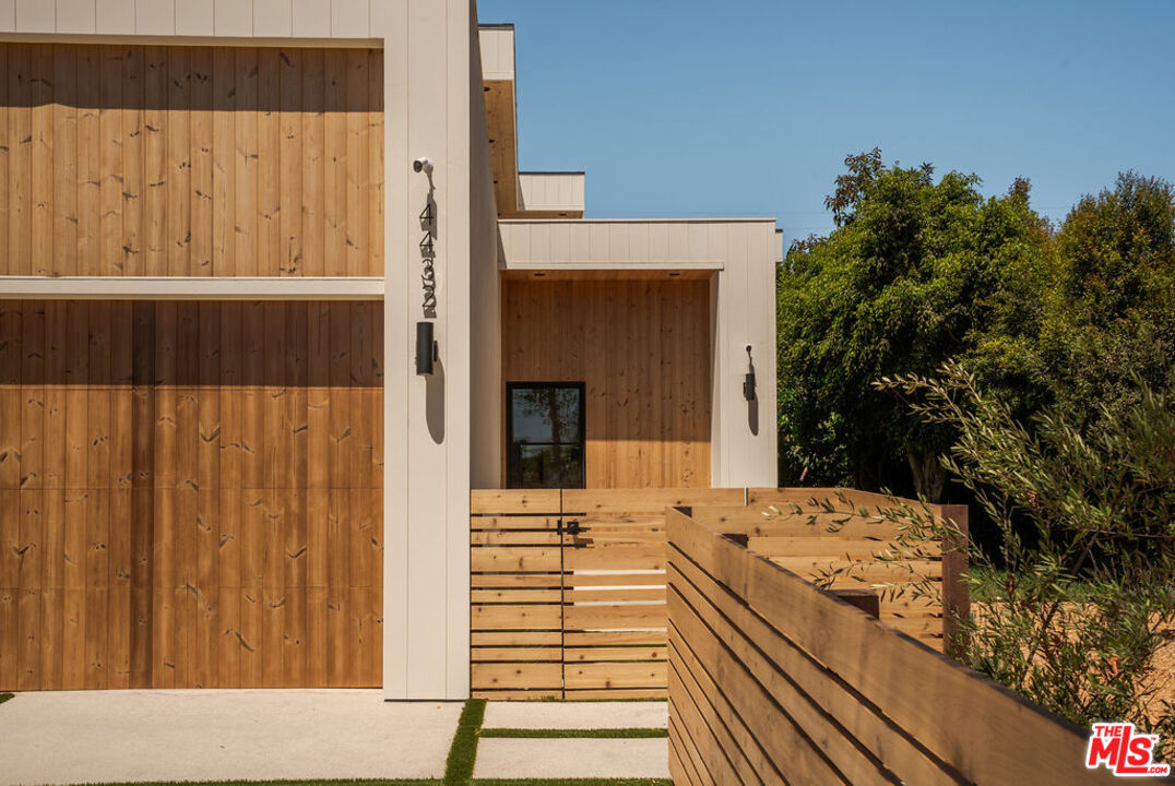 Property photo for 4432 Berryman Ave, Culver City, CA