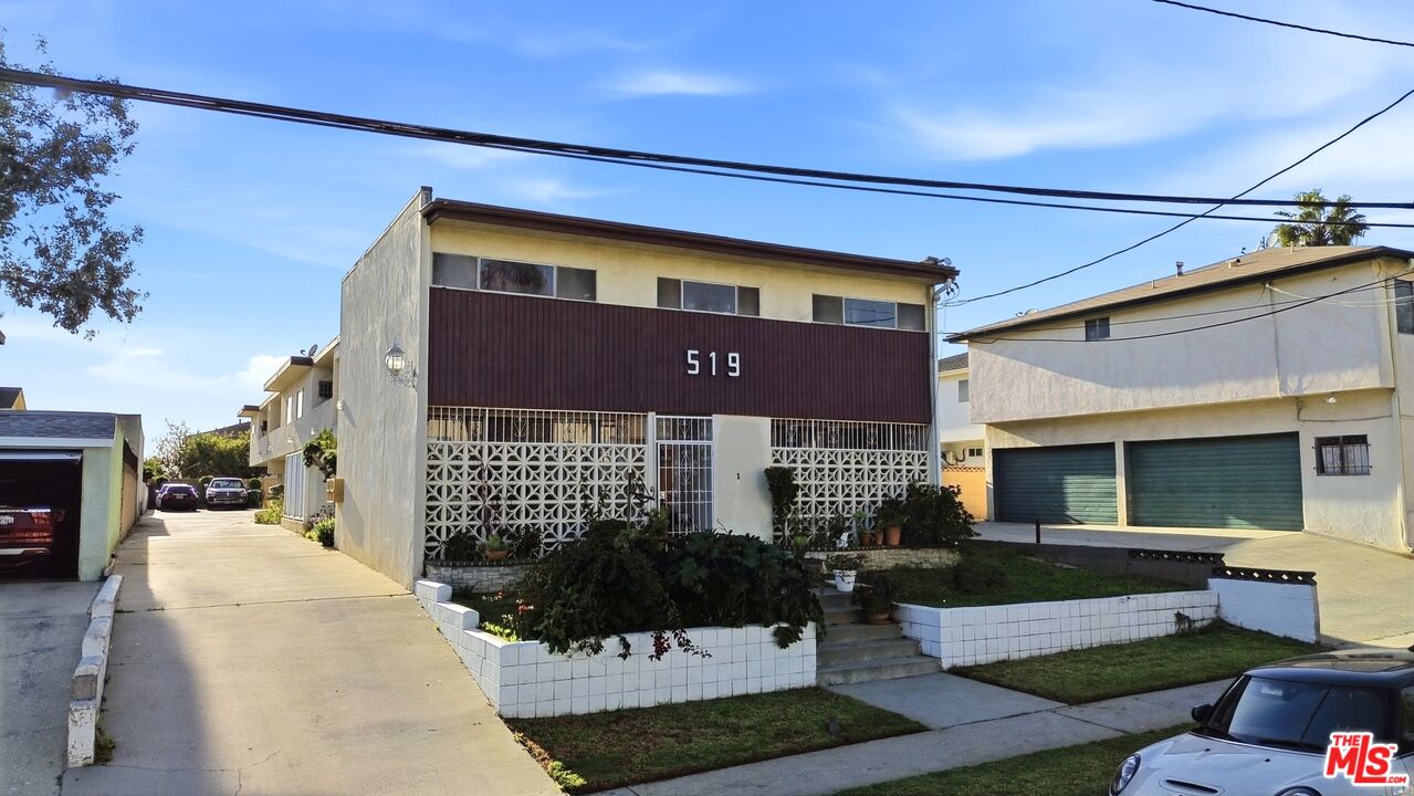 Property photo for 519 N Exton Ave, Inglewood, CA