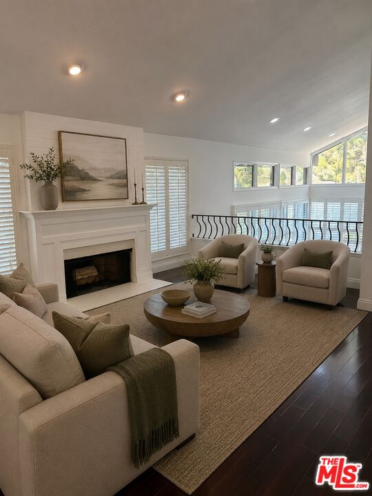 Property photo for 2880 Woodwardia Dr, Los Angeles, CA