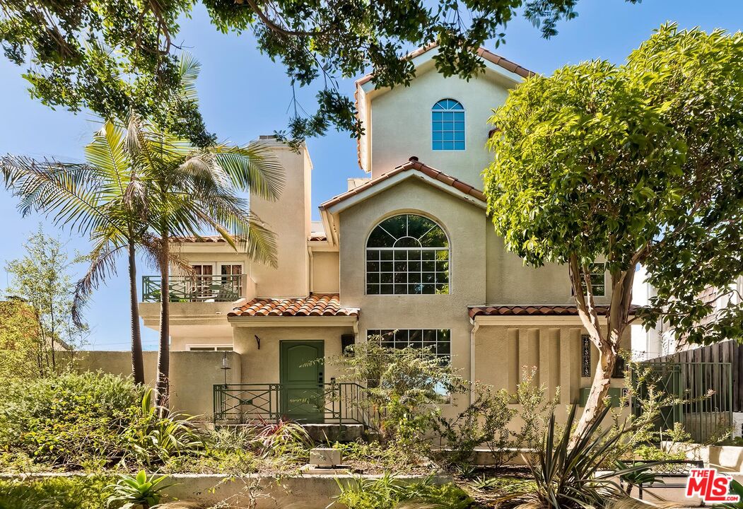 Property photo for 2333 Oak St, #3, Santa Monica, CA