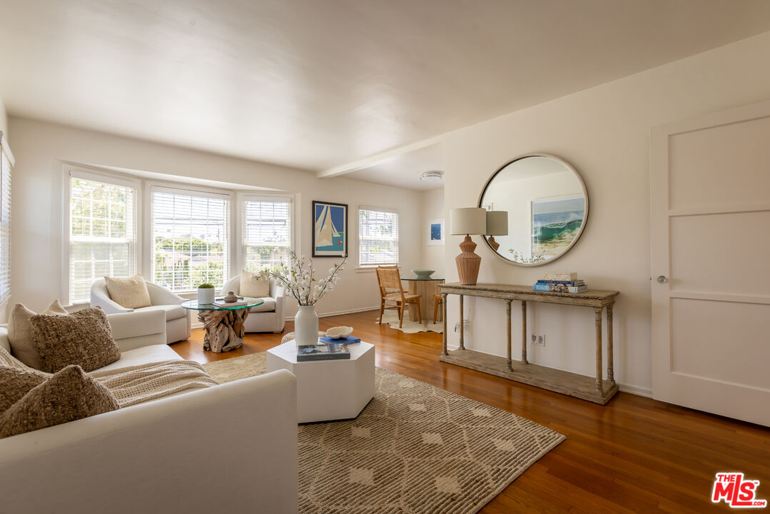 Property photo for 1121 Grant Ave, Venice, CA