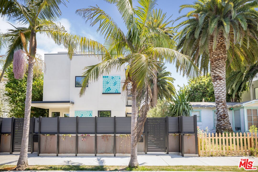 Property photo for 538 Vernon Ave, Venice, CA