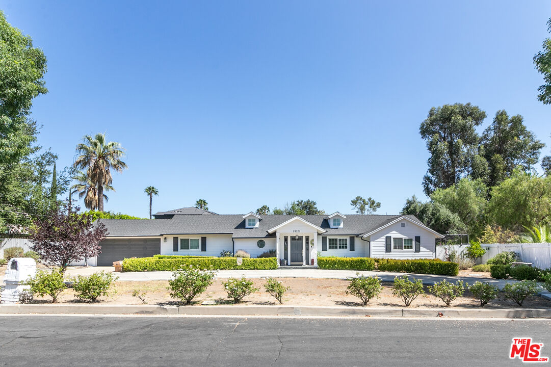 Property photo for 19321 Santa Rita St, Los Angeles, CA