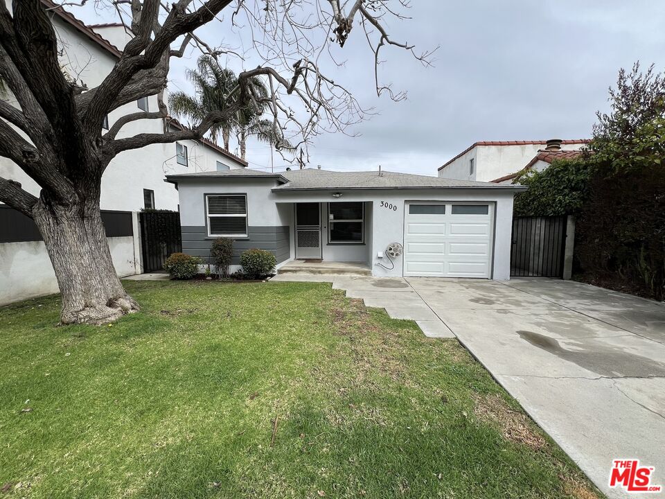 Property photo for 3000 Yale Ave, Los Angeles, CA