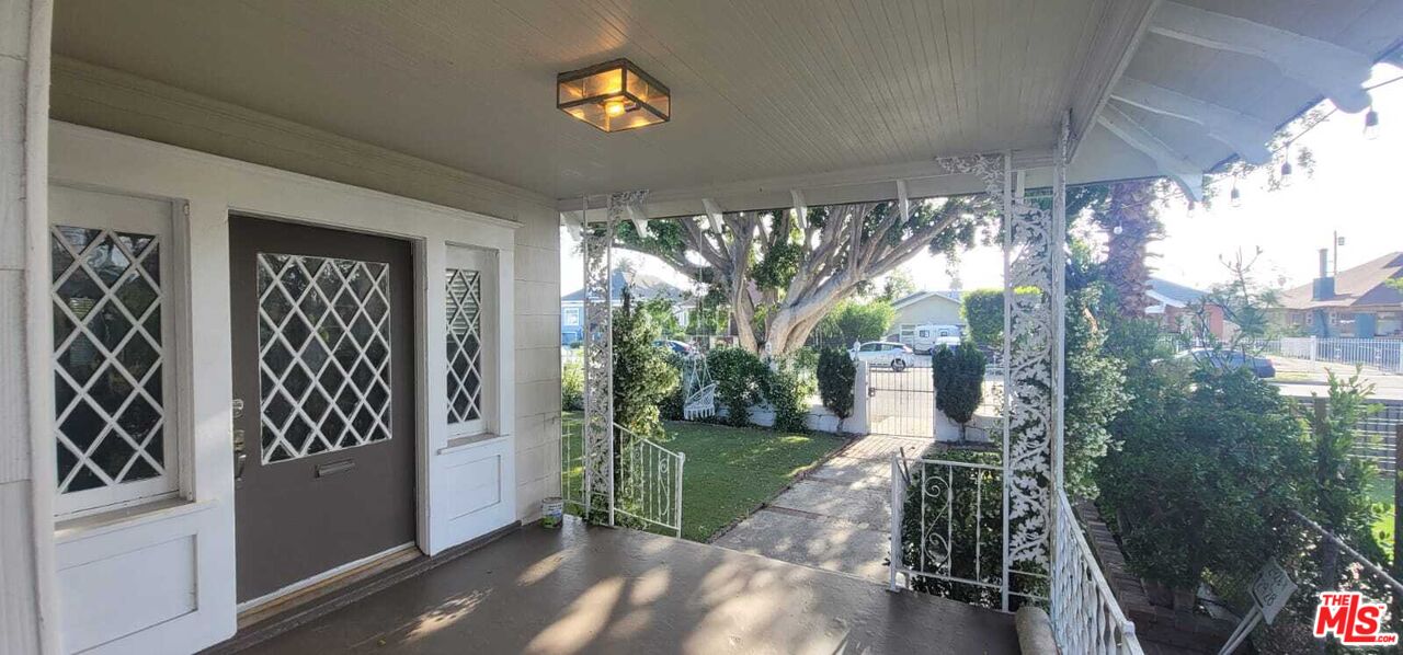 Property photo for 2926 Halldale Ave, Los Angeles, CA