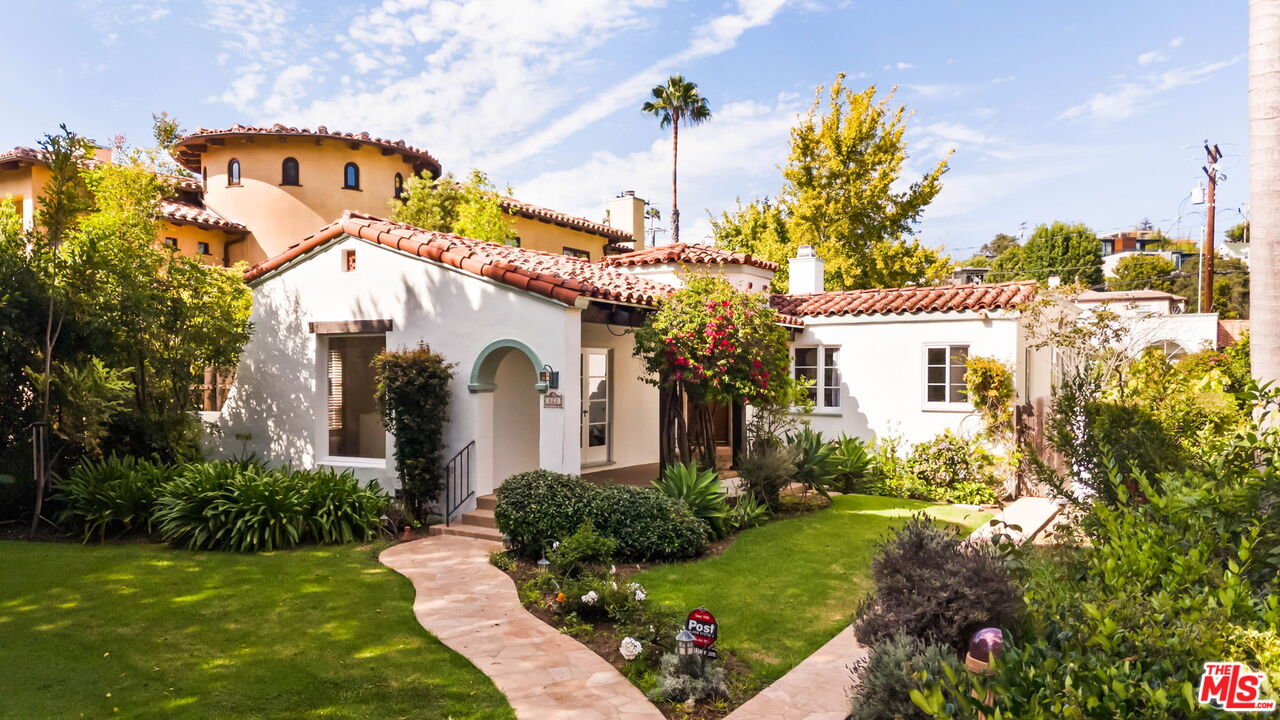 Property photo for 827 Yale St, Santa Monica, CA