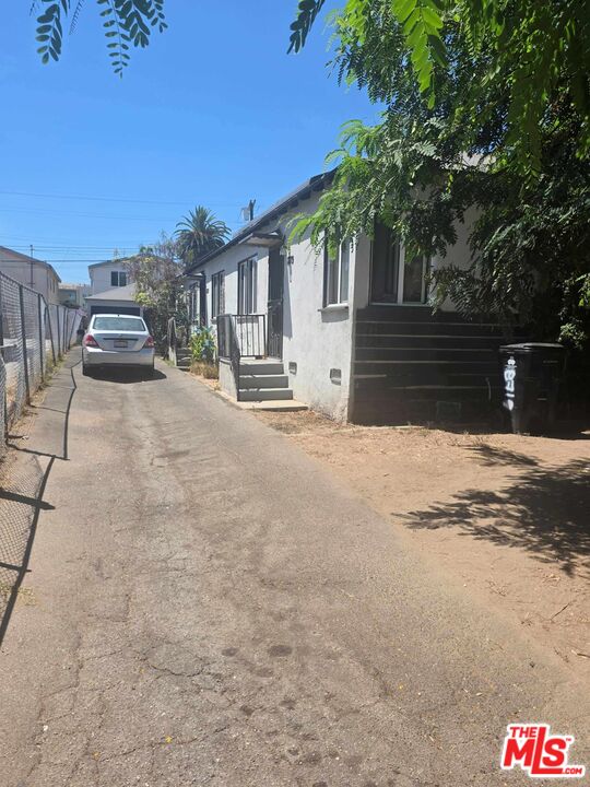 Property photo for 8719 Orchard Ave, Los Angeles, CA