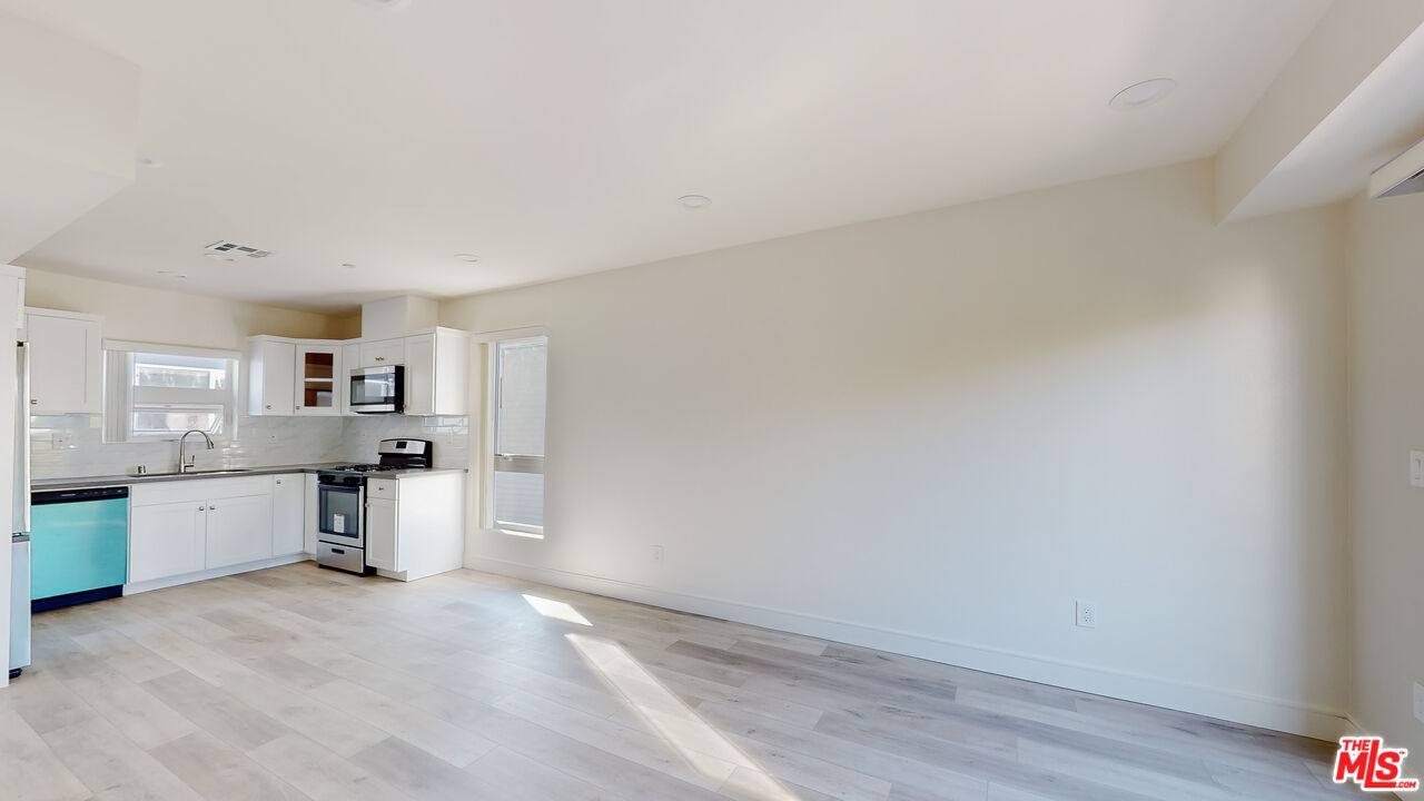 Property photo for 237 Rosemont Ave, Los Angeles, CA