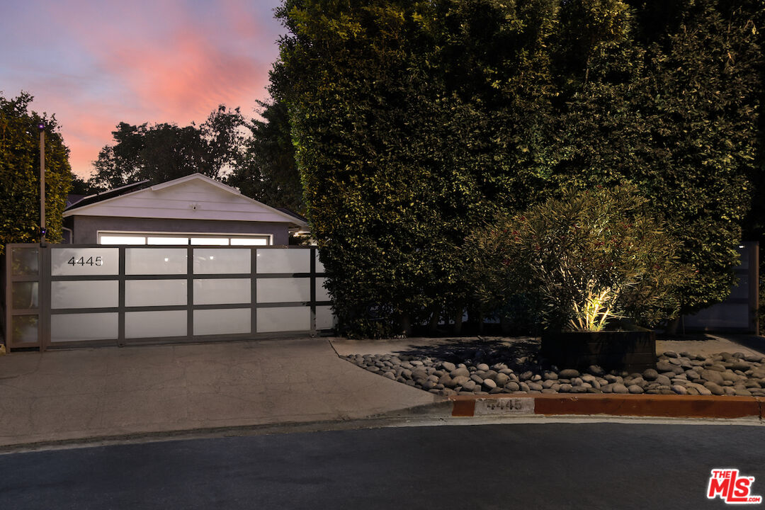 Property photo for 4445 Vantage Ave, Los Angeles, CA