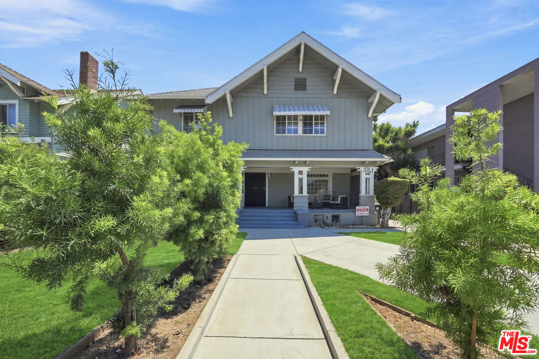 Property photo for 1726 6th Ave, Los Angeles, CA