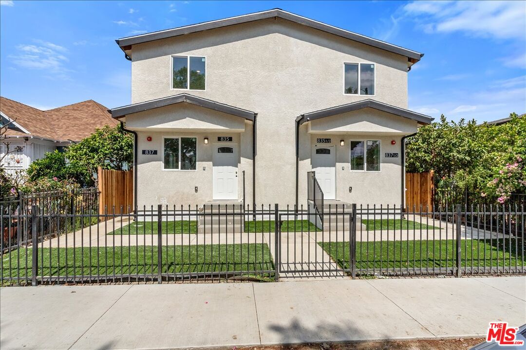 Property photo for 791 E 41st St, Los Angeles, CA