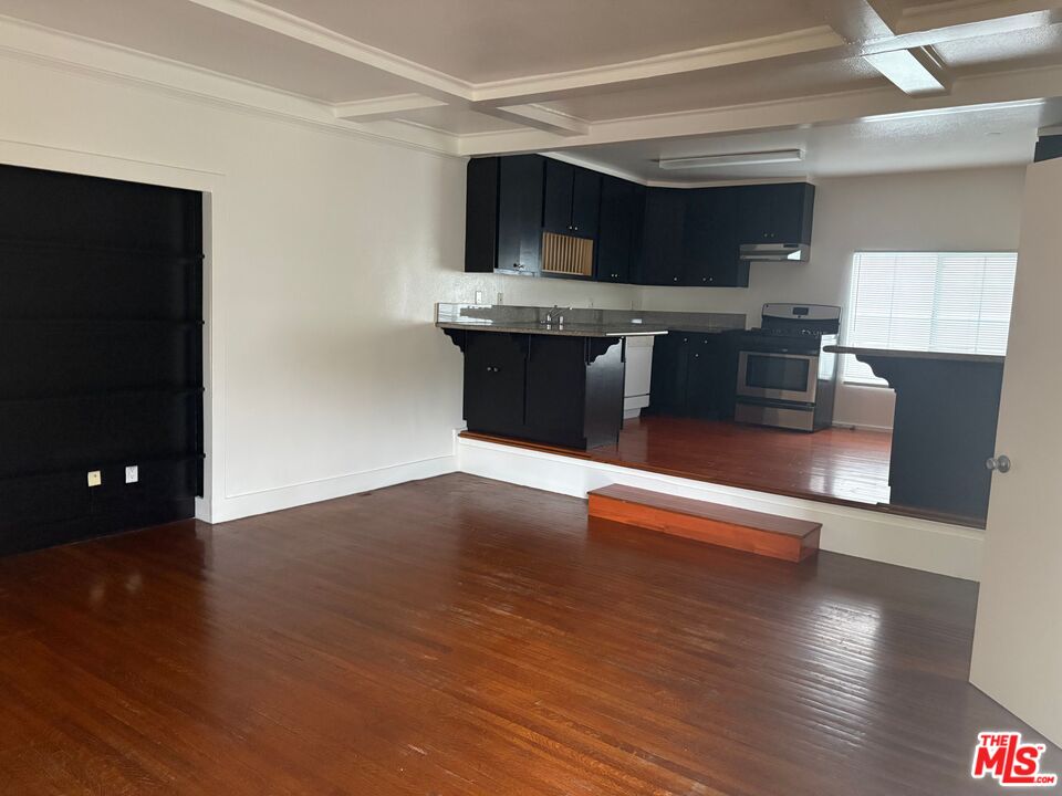 Property photo for 1529 5th Ave, Los Angeles, CA