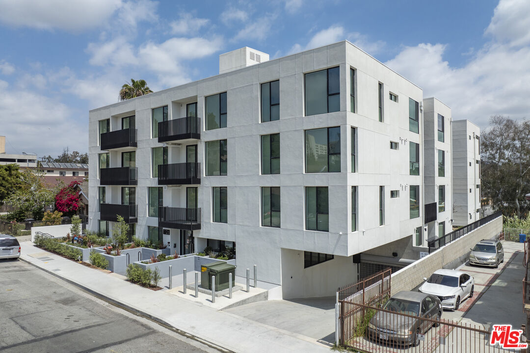 Property photo for 1126 N Cornwell St, #305, Los Angeles, CA