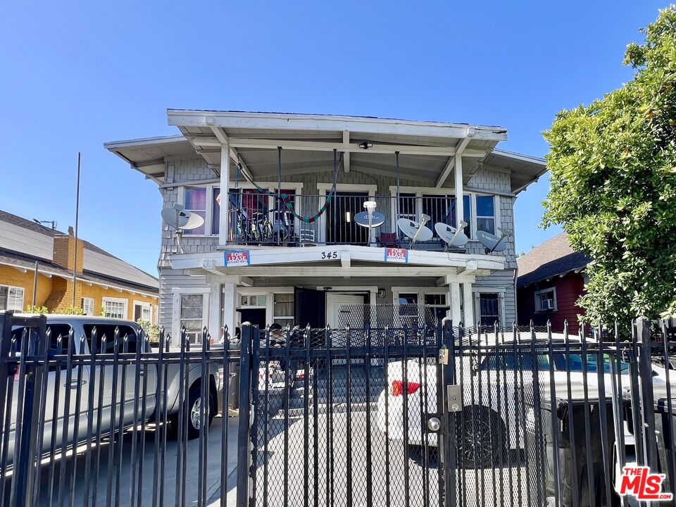 Property photo for 345 W 45th St, #7, Los Angeles, CA