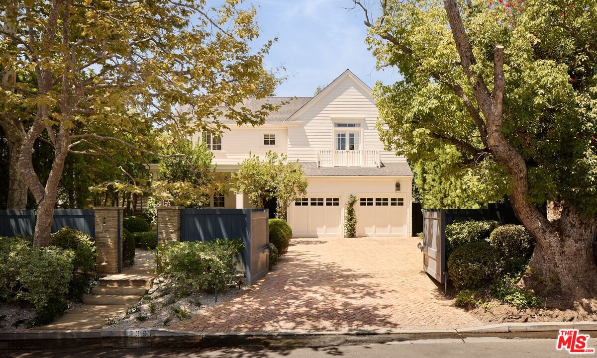 Property photo for 339 S Carmelina AVE, Los Angeles, CA