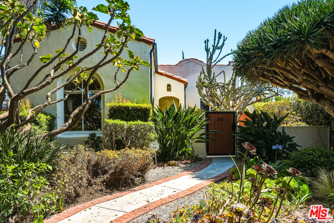 Property photo for 2613 Cloverfield Blvd, Santa Monica, CA