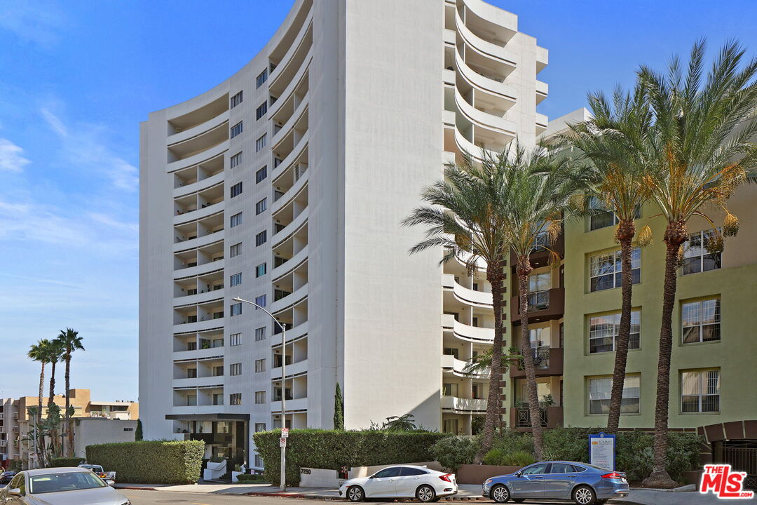 Property photo for 7250 Franklin Ave, #414, Los Angeles, CA