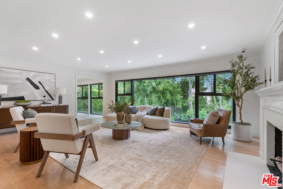 Property photo for 11346 Thurston Pl, Los Angeles, CA