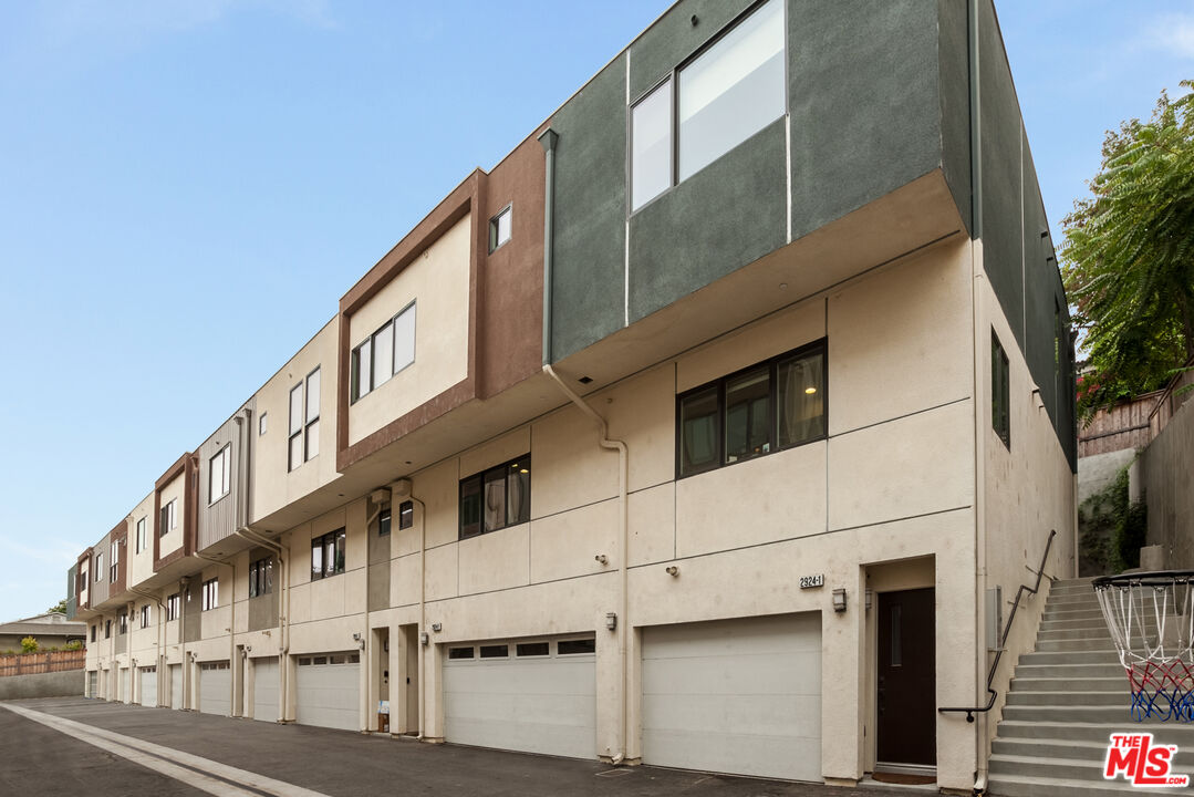 Property photo for 2924 Rowena Ave, #1, Los Angeles, CA