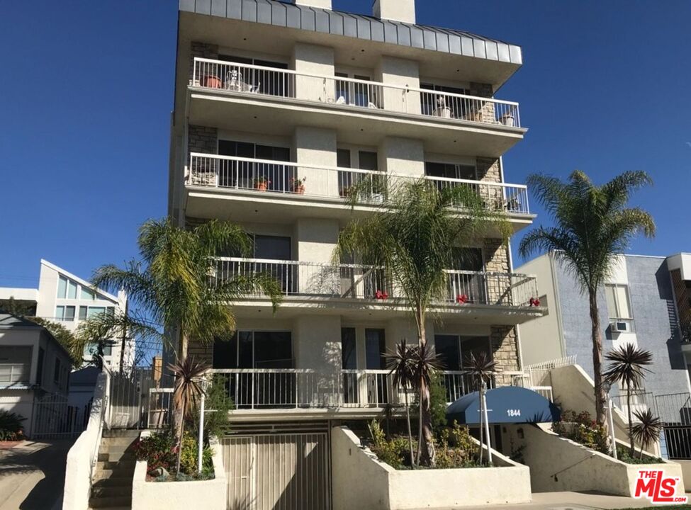 Property photo for 1844 Thayer Ave, #202, Los Angeles, CA