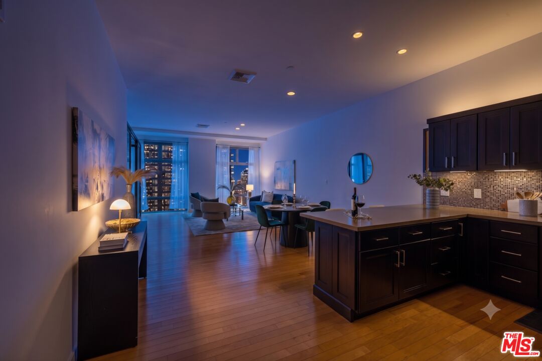 Property photo for 801 S Grand Ave, #1508, Los Angeles, CA
