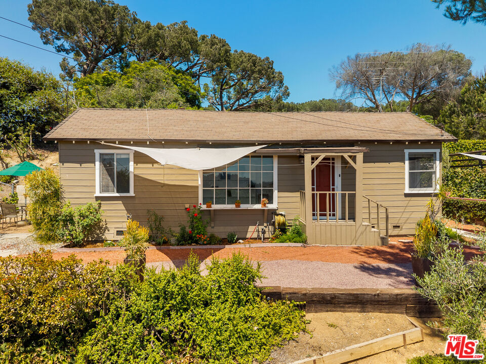 Property photo for 3104 Roderick Pl, Los Angeles, CA