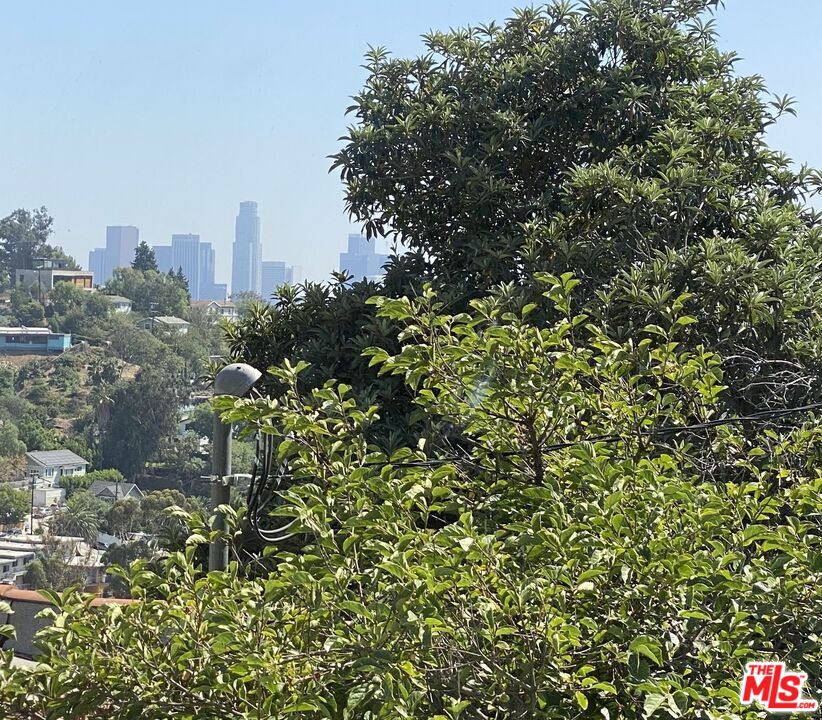Property photo for 2280 Earl St, Los Angeles, CA
