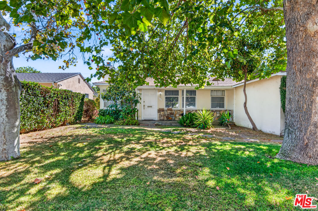 Property photo for 6226 Goodland Ave, Los Angeles, CA
