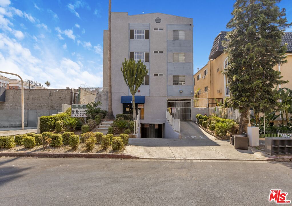 Property photo for 810 S Berendo St, Los Angeles, CA