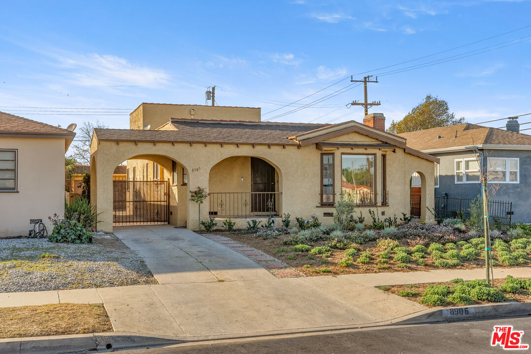 Property photo for 8905 S Wilton, Los Angeles, CA