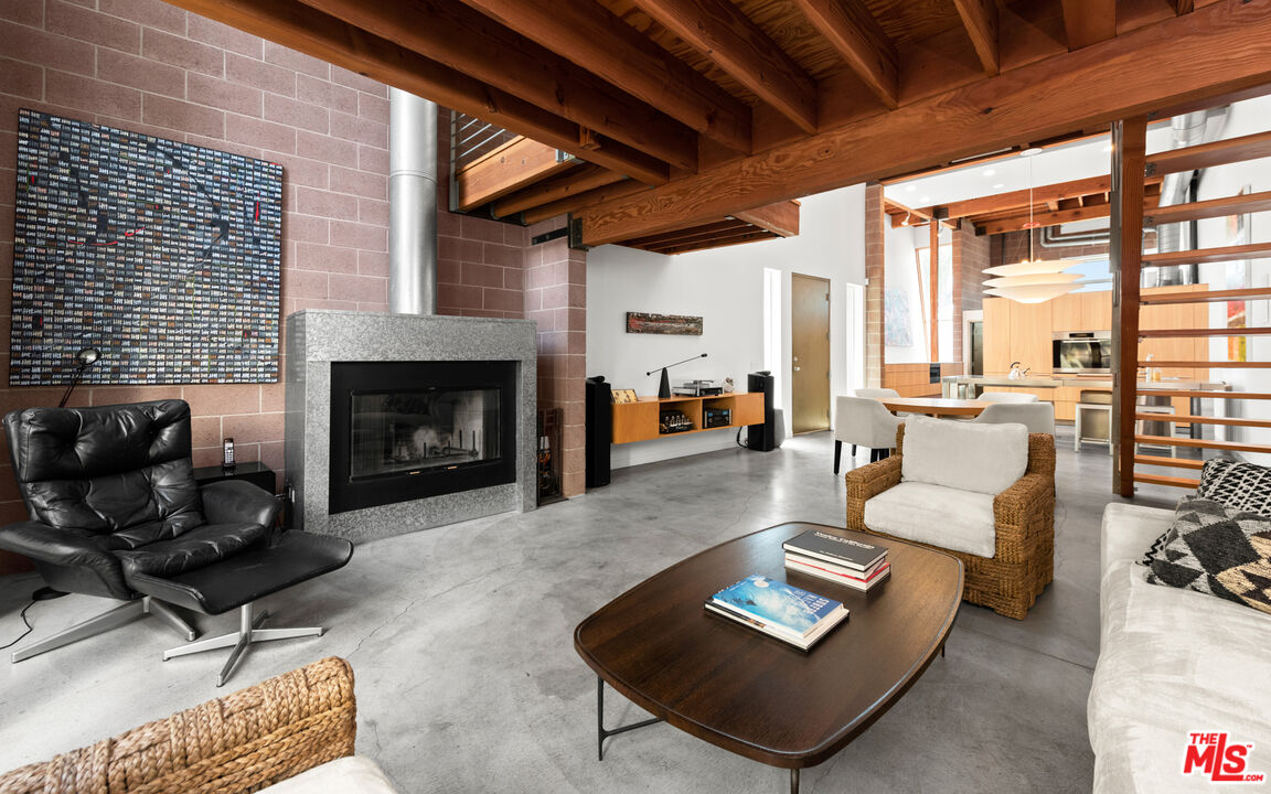 Property photo for 503 San Juan Ave, Venice, CA