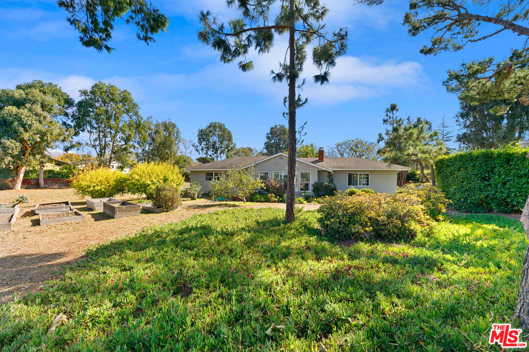 Property photo for 29242 Heathercliff Rd, Malibu, CA