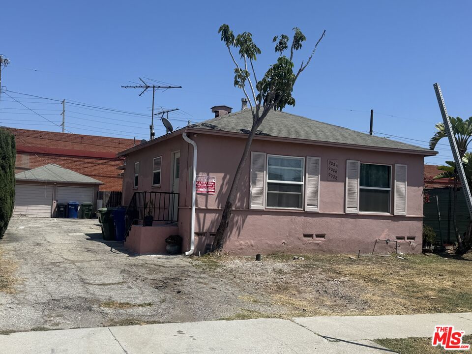 Property photo for 9024 Reading Ave, Los Angeles, CA