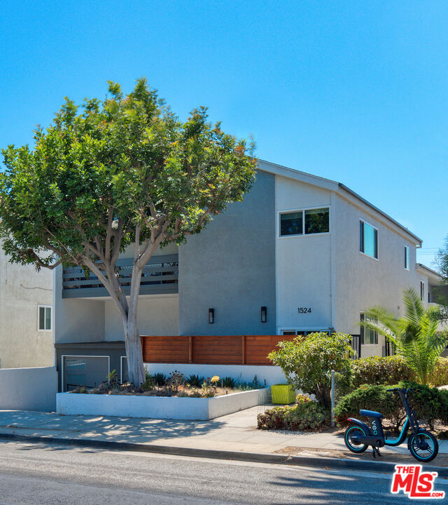 Property photo for 1524 Berkeley St, #5, Santa Monica, CA