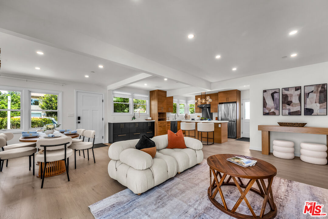 Property photo for 1626 Franklin St, Santa Monica, CA