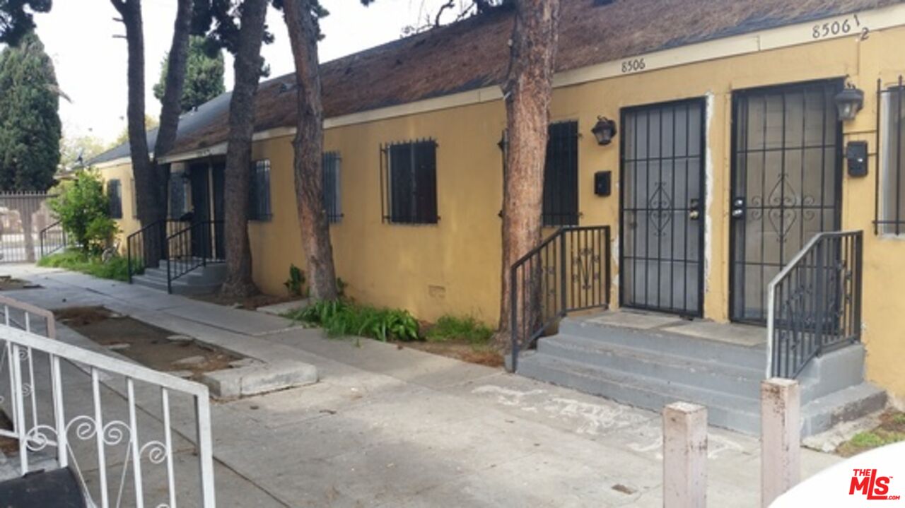 Property photo for 8504 S San Pedro St, Los Angeles, CA