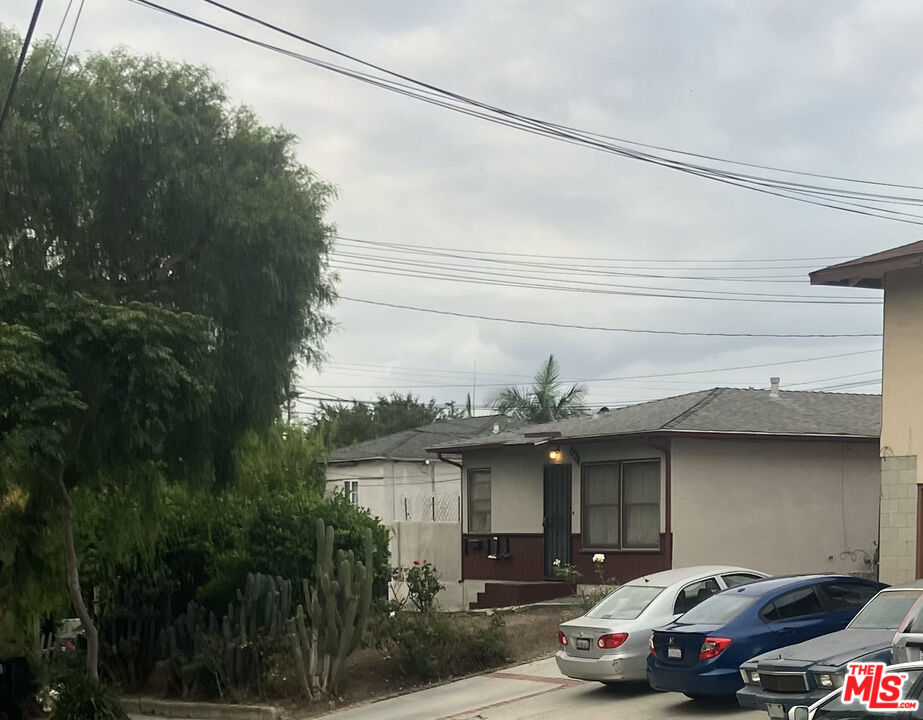 Property photo for 407 N Exton Ave, #2, Inglewood, CA
