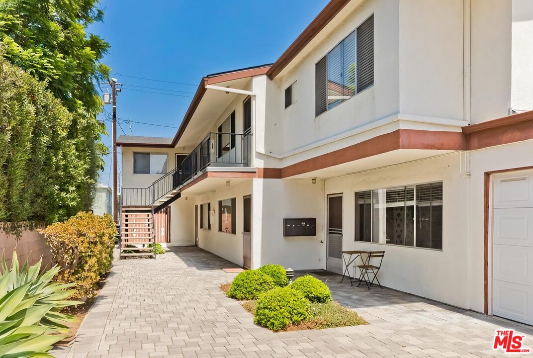 Property photo for 1015 Ashland Ave, #6, Santa Monica, CA