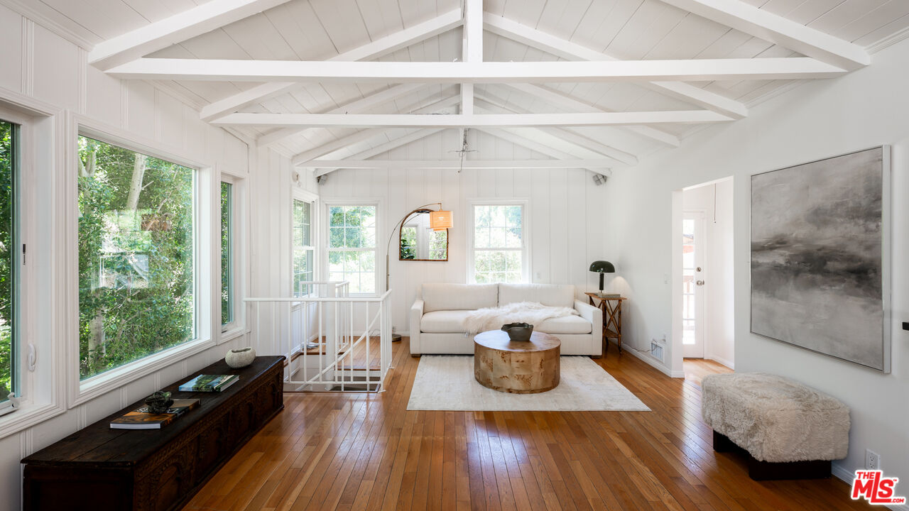 Property photo for 3980 Hopevale Dr, Los Angeles, CA