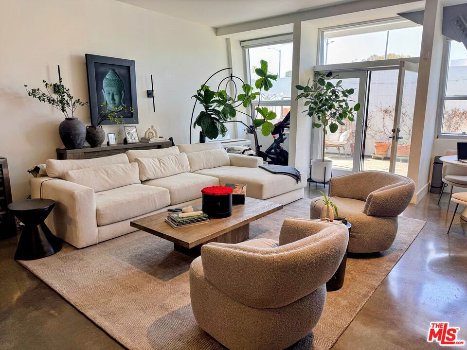 Property photo for 615 Hampton Dr, #A103, Venice, CA