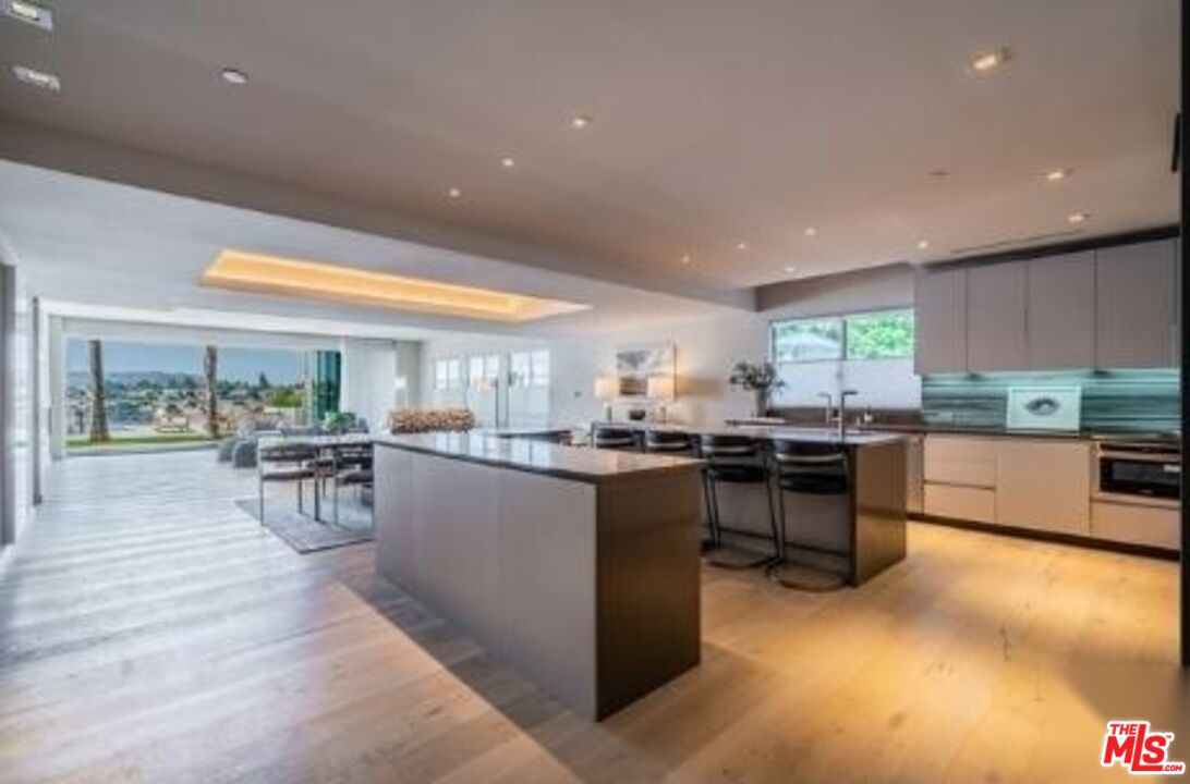 Property photo for 2391 Roscomare, #403, Los Angeles, CA
