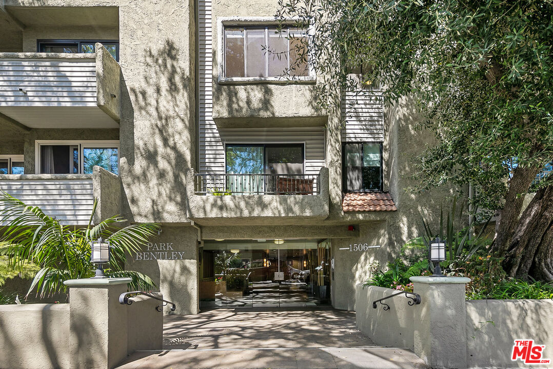 Property photo for 1506 S Bentley Ave, #308, Los Angeles, CA