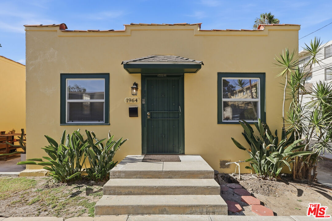 Property photo for 1964 Dracena Dr, Los Angeles, CA