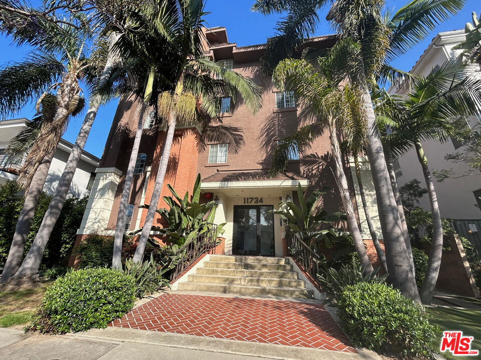 Property photo for 11734 MONTANA AVE, #409, Los Angeles, CA