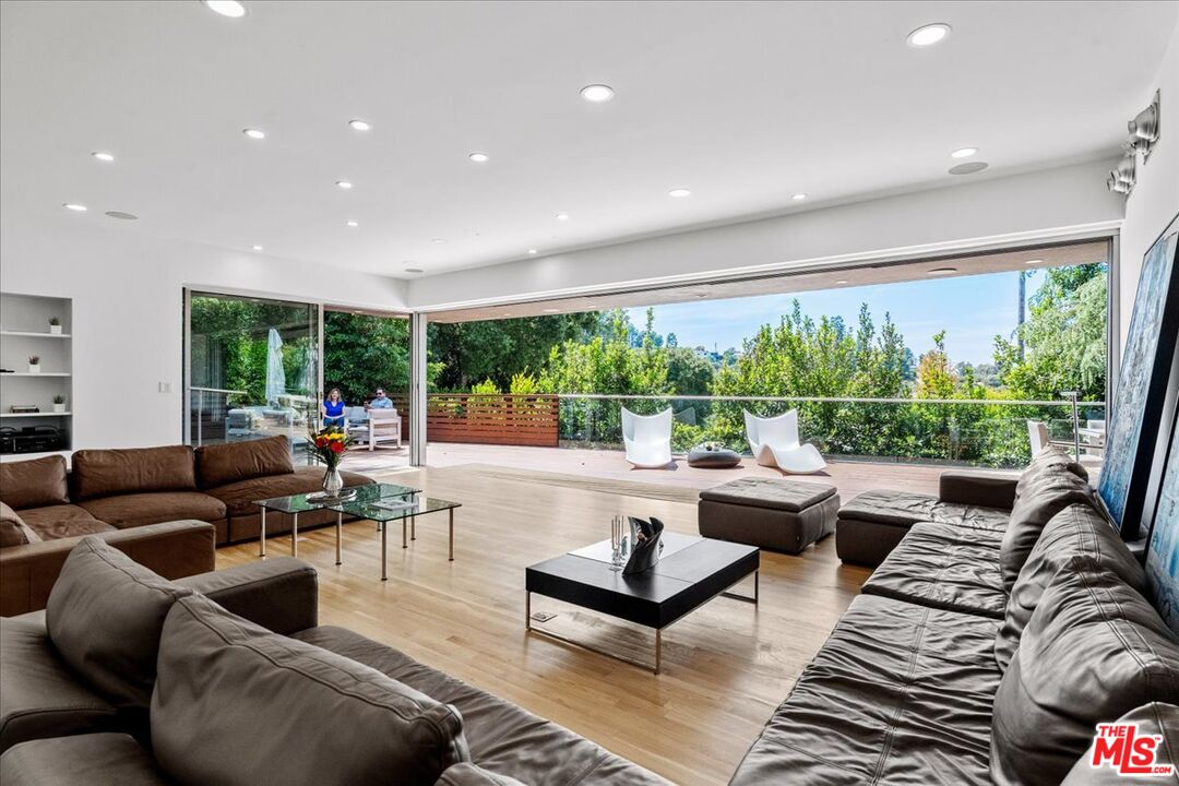 Property photo for 3567 Woodcliff Rd, Los Angeles, CA