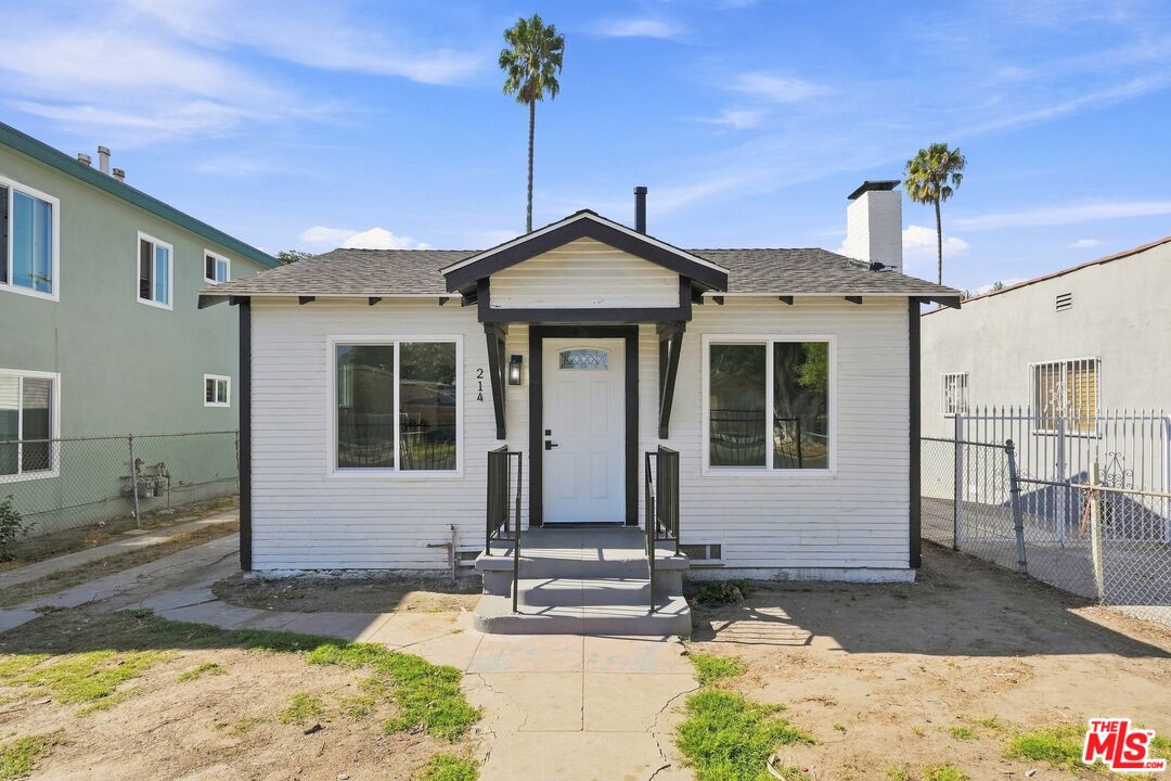 Property photo for 214 E 76th Pl, Los Angeles, CA