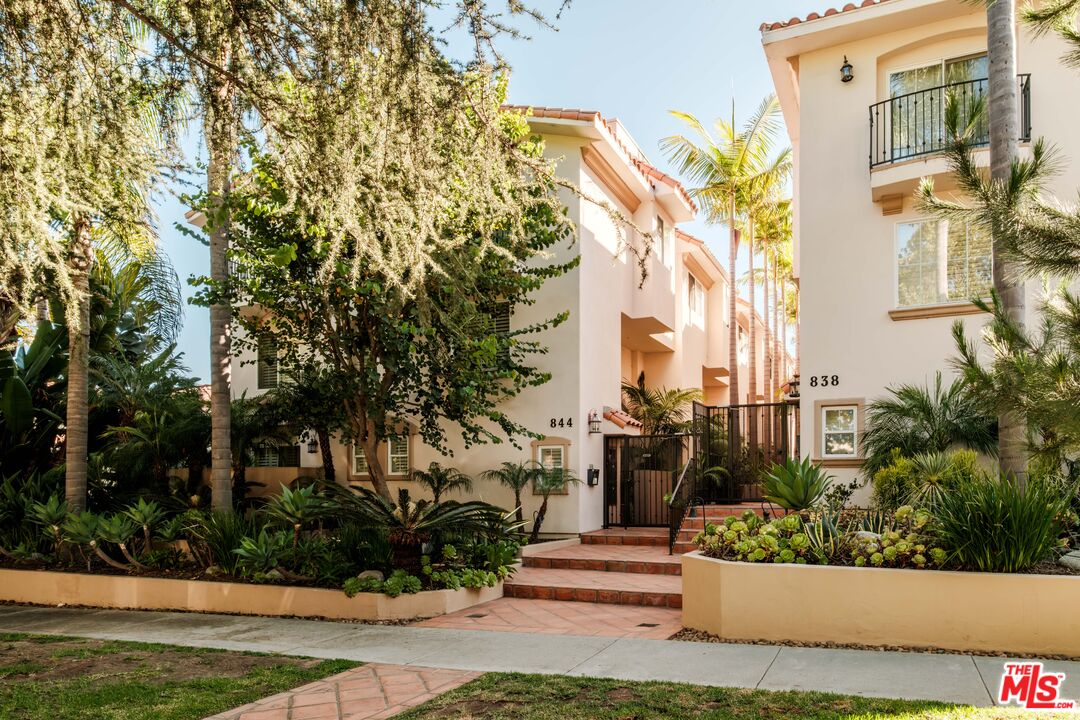 Property photo for 844 17th St, #105, Santa Monica, CA
